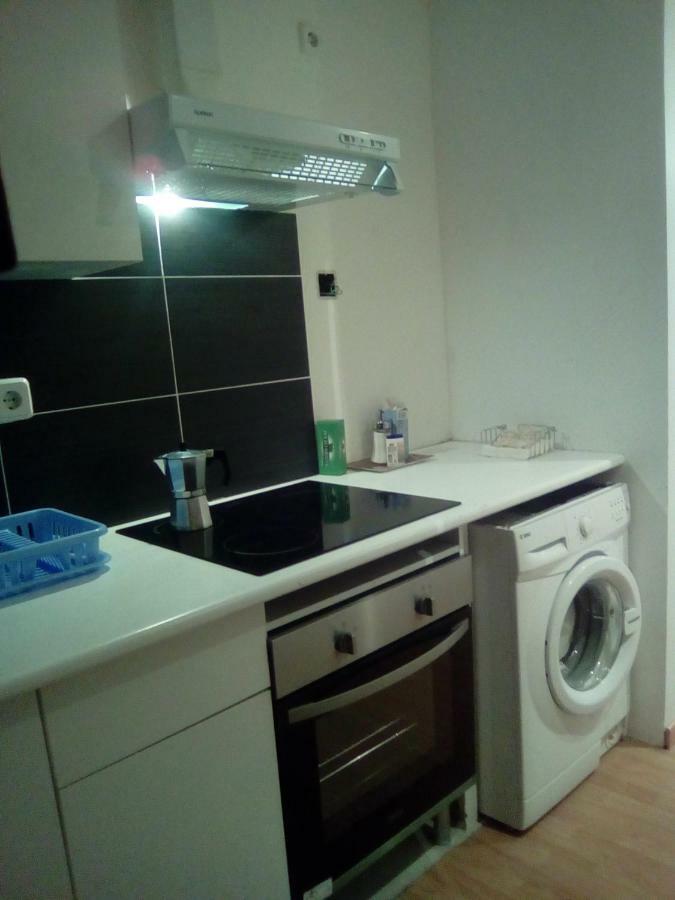 Apartamentos pandiellos I Madrid Bagian luar foto
